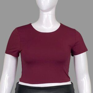 Babaton Contour Crew Cropped T-shirt